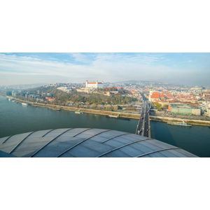 Adrenalínový skywalk na vyhliadkovej veži UFO v Bratislave
