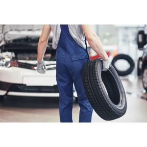 Autoservis BARNY: Kompletné prezutie pneumatík aj s vyvážením, bez čakania