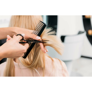 Barber strih s úpravou brady, farbenie vlasov so stylingom pre dámy alebo darčekové poukážky v kaderníctve Kristi Kliment