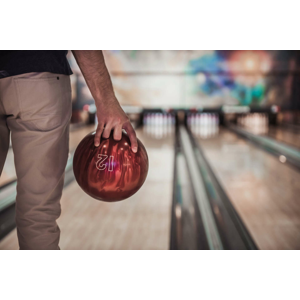 Bowling pre 6 ľudí v novootvorenom podniku Barrack - Bowling a Laser Game v Prievidzi