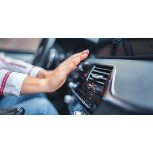 Doplnenie a servis klimatizácie aj s čistením ozónom v CRASH Car Service