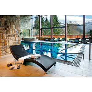 EXTRA ZĽAVA: Dokonalý relax vo wellness centre hotela Rozsutec*** s bazénom, 4 saunami a výhľadom na Malú Fatru