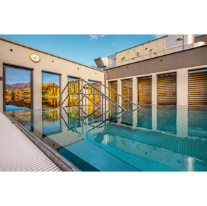 Jar, jeseň 2024: Hotel priamo v Termáloch Malé Bielice s voľným vstupom do bazénov a s polpenziou