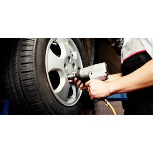 Kompletné prezutie vozidla, prehodenie kolies alebo uskladnenie pneumatík