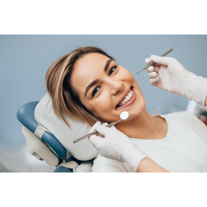 Komplexná vstupná prehliadka vrátane 3D RTG a dentálnej hygieny vykonanej stomatológom