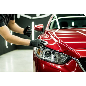 Komplexné a detailné umytie interiéru aj exteriéru auta, voskovanie či dekontaminácia laku v autoumyvárni Minnie