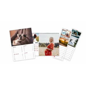 Nástenné ročné, mesačné a plánovacie fotokalendáre z vašich fotografií na rok 2022 (v slovenčine)