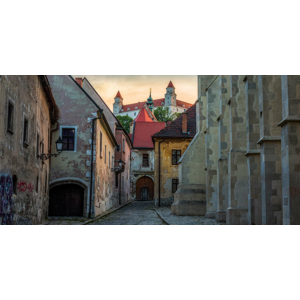Objavte nepoznané zákutia Bratislavy na mestskej rodinnej hre s prvkami Escape room od ZAZITO.OOO