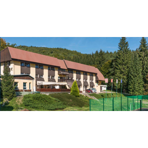 Oddych v horskom hoteli František v srdci Javorníkov a relax v dvoch lyžiarskych strediskách SKI ČERTOV a SKI KOHÚTKA