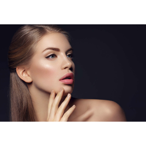 Permanentný make-up s microbladingom - zvodné obočie alebo pery