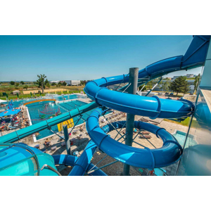 Relax vo wellness a zábava vo vodnom svete v Aquaparku Trnava