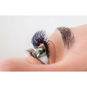 Semipermanentné predlžovanie rias - výrazné oči a prirodzene zvodný pohľad alebo darčeková poukážka