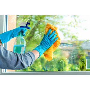 Umývanie okien v bytoch a rodinných domoch
