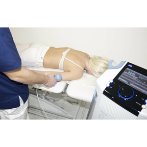 Vyšetrenie, diagnostika, elektroliečba a liečba ultrazvukom postihnutého miesta profesionálnym fyzioterapeutom
